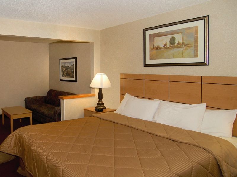 Comfort Inn Rockford Near Casino District Exterior photo